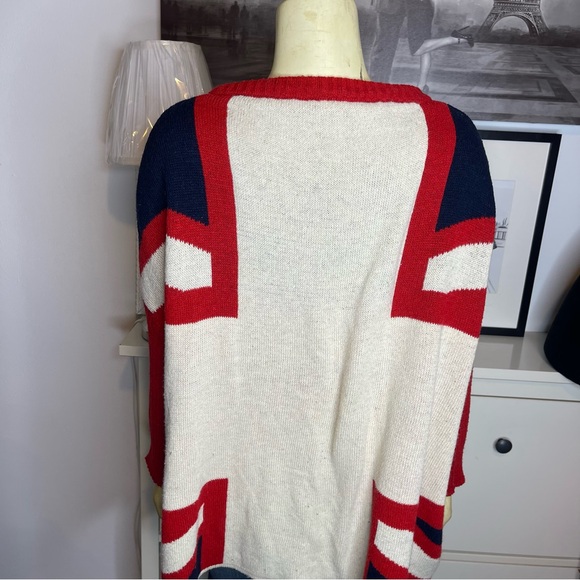 Love Spray Oversized V- Neck Pullover Sweater - Picture 3 of 7